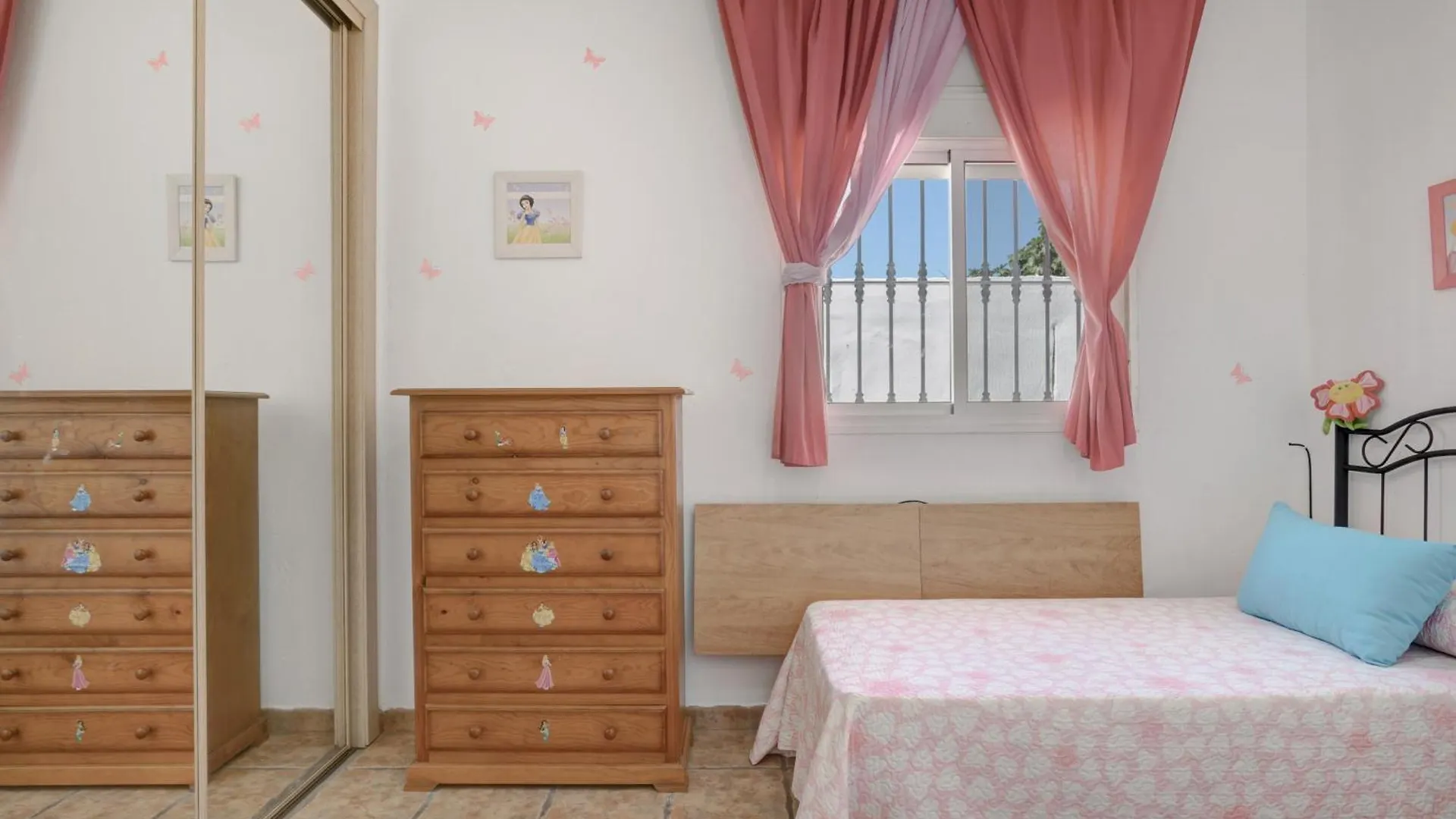 Villa Sheyla Maria Conil De La Frontera 0*,  España